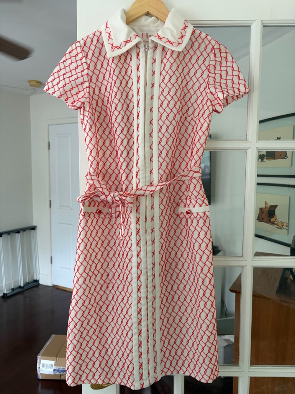 Vintage 60’s red and white dress